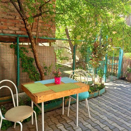 Birdhouse Rooms Tbilisi Ngoại thất bức ảnh