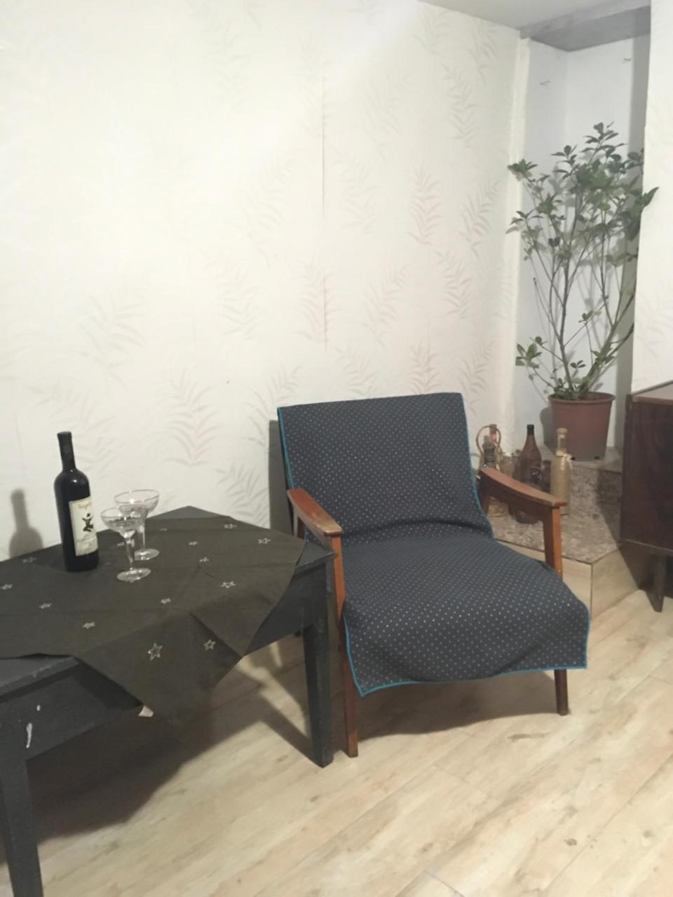 Birdhouse Rooms Tbilisi Ngoại thất bức ảnh